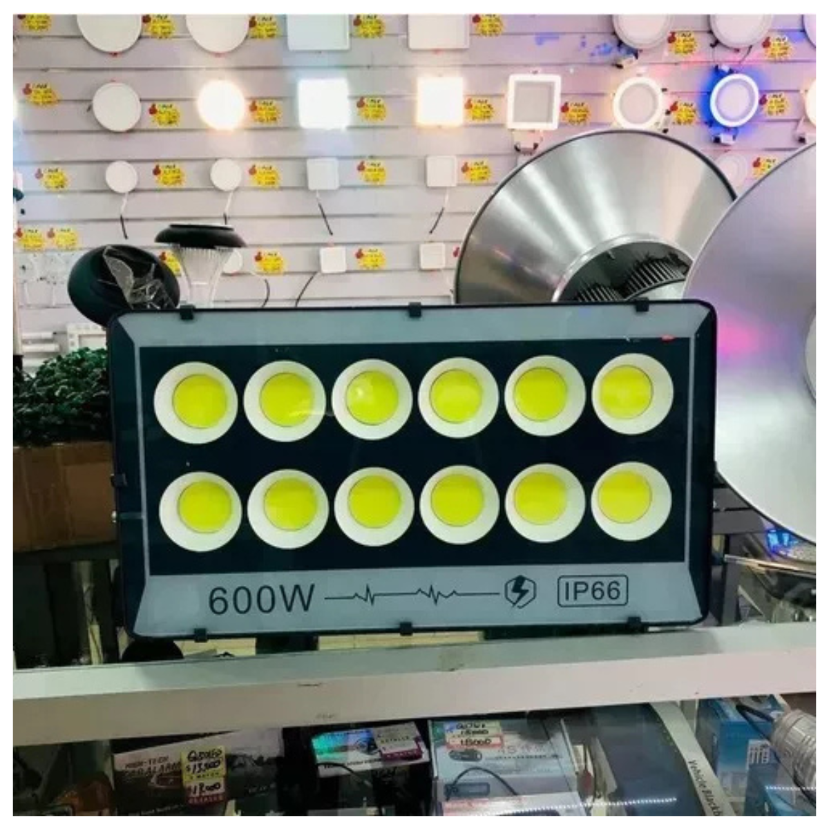 Foco LED Exterior 600W Para Estadio